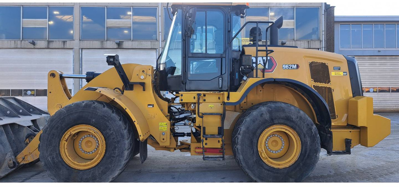 Колесен товарач CAT 962M: снимка 9