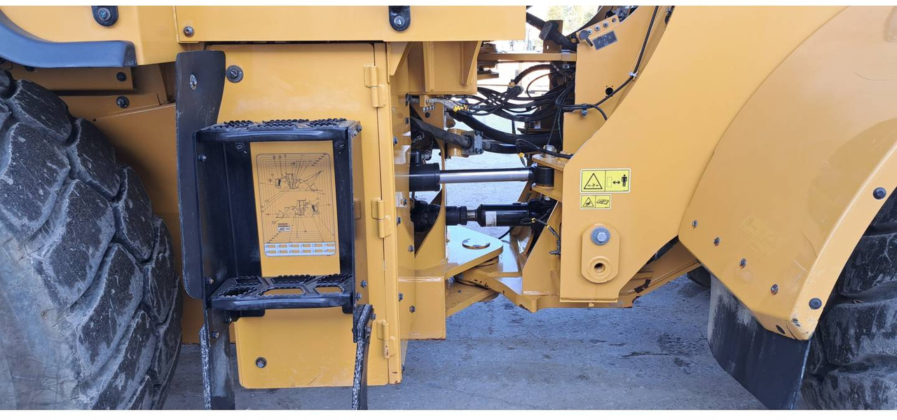 Колесен товарач CAT 962M: снимка 22