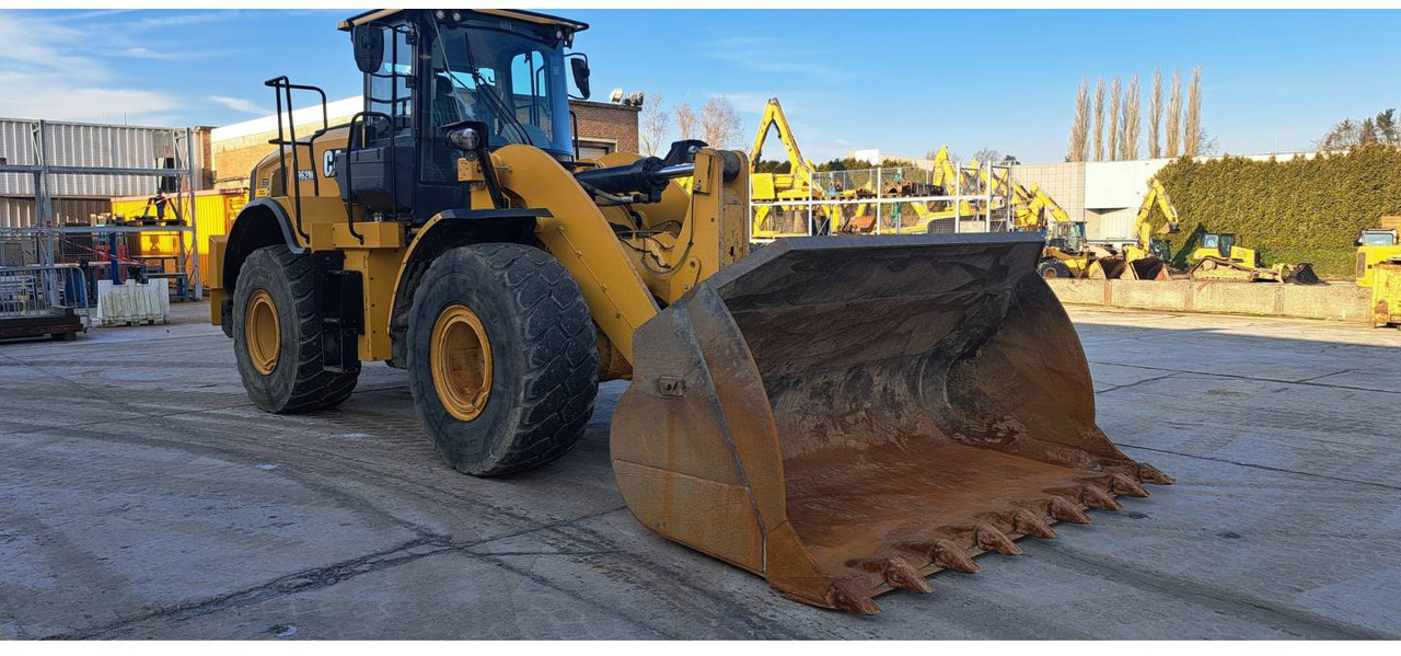 CAT 962M - Колесен товарач: снимка 2 CAT 962M - Колесен товарач: снимка 2