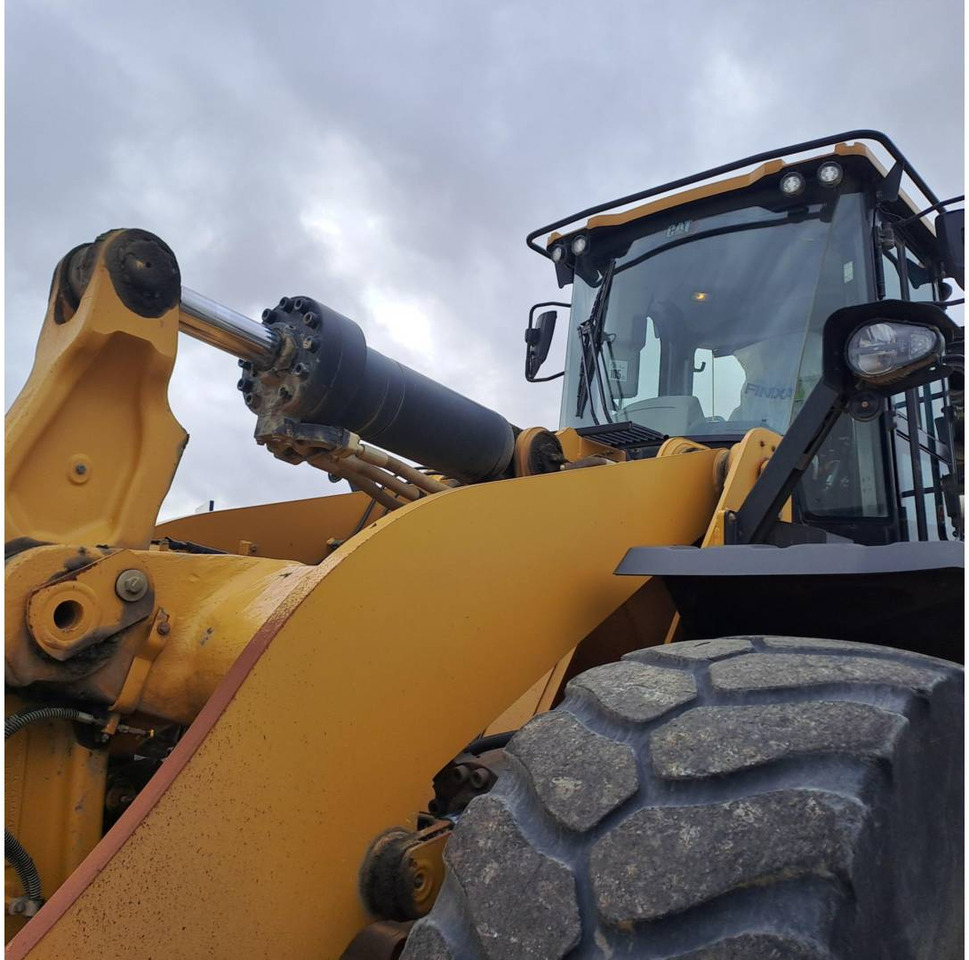 Колесен товарач CAT 972M XE: снимка 17