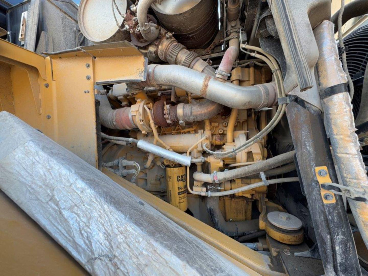 Колесен товарач CAT 980M: снимка 22