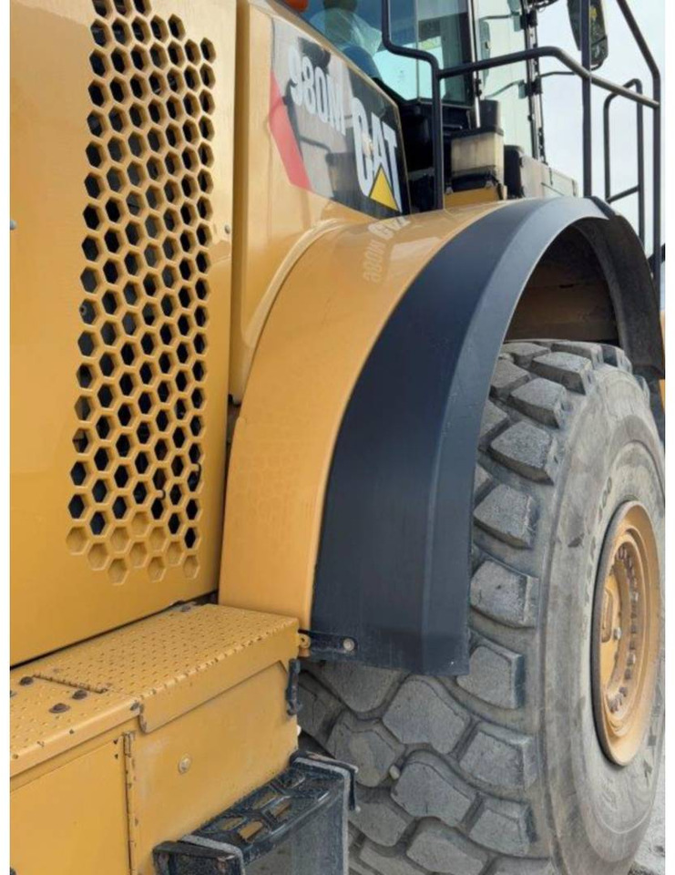 Колесен товарач CAT 980M: снимка 16