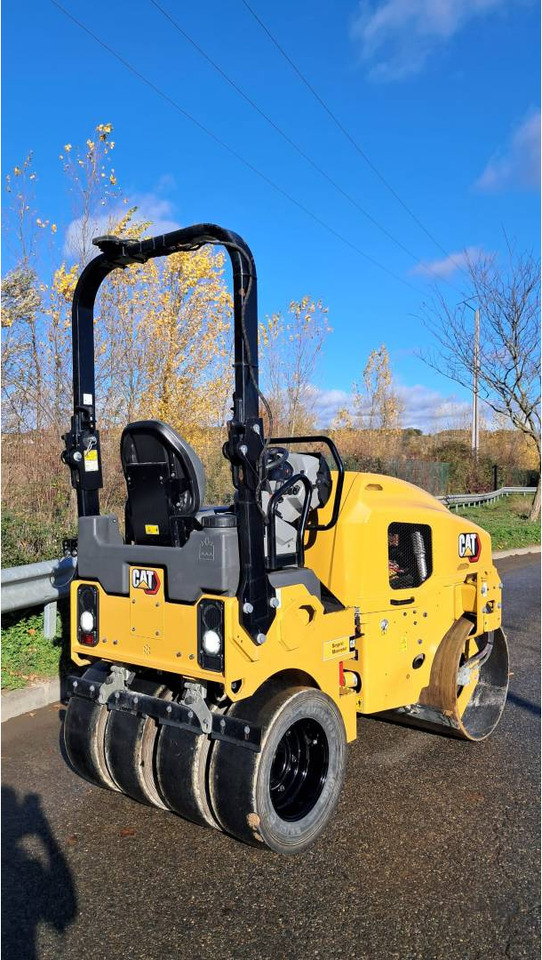 CAT CC2.7GC - Компактор: снимка 3 CAT CC2.7GC - Компактор: снимка 3
