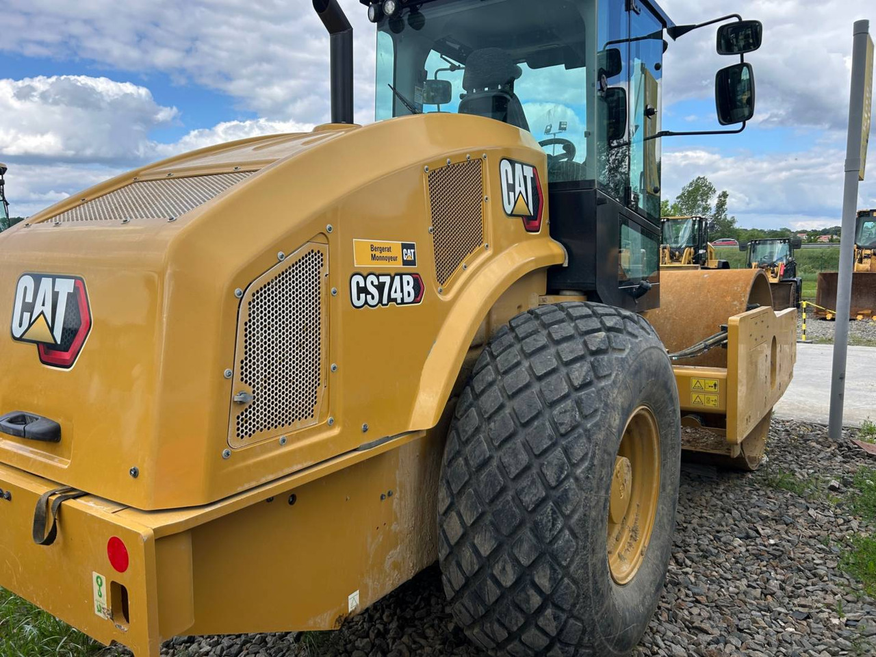 CAT CS74B 4F - Компактор: снимка 3 CAT CS74B 4F - Компактор: снимка 3