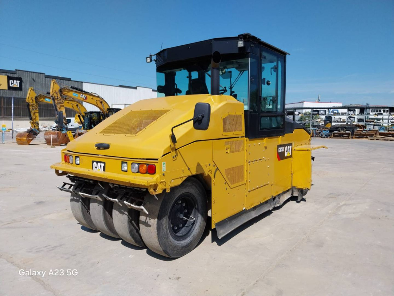 CAT CW34 - Компактор: снимка 3 CAT CW34 - Компактор: снимка 3