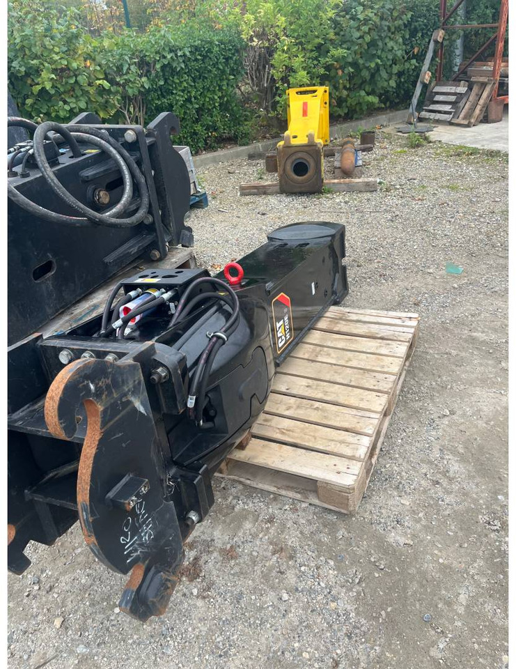 CAT H120S/CW40S/BRH - Хидравличен чук: снимка 2 CAT H120S/CW40S/BRH - Хидравличен чук: снимка 2