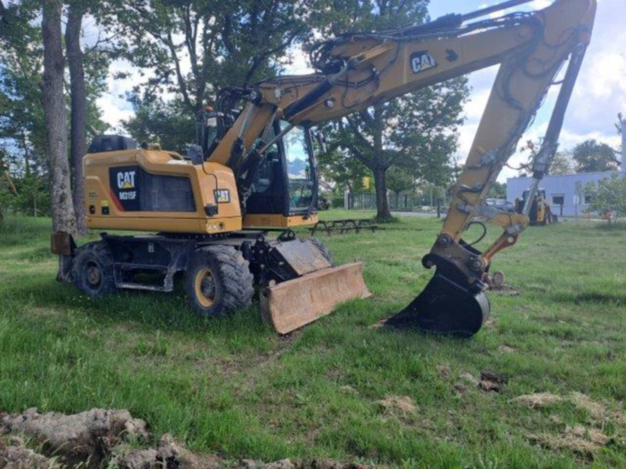 CAT M315F IVC - Колесен багер: снимка 2 CAT M315F IVC - Колесен багер: снимка 2