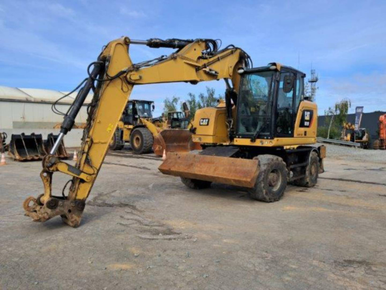 CAT M315F IVC - Колесен багер: снимка 2 CAT M315F IVC - Колесен багер: снимка 2