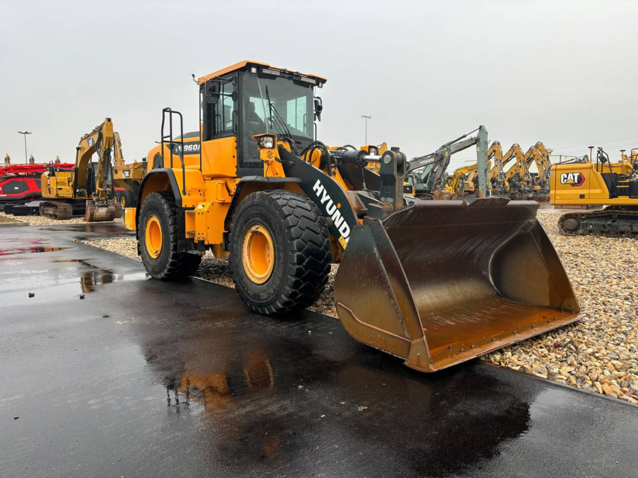 HYUNDAI HL960A - Колесен товарач: снимка 1 HYUNDAI HL960A - Колесен товарач: снимка 1
