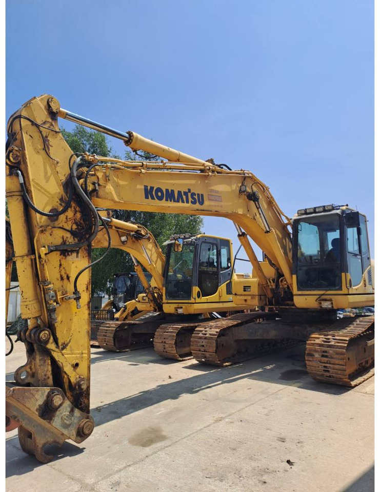 KOMATSU PC210LC - Верижен багер: снимка 1 KOMATSU PC210LC - Верижен багер: снимка 1