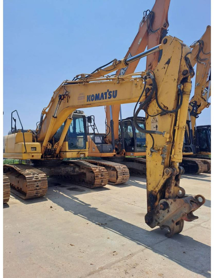 KOMATSU PC210LC - Верижен багер: снимка 2 KOMATSU PC210LC - Верижен багер: снимка 2