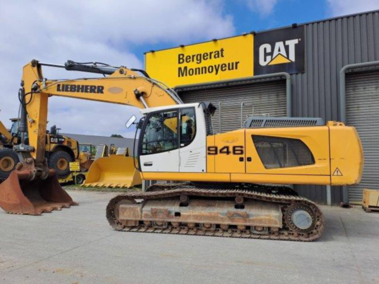 LIEBHERR R946 - Верижен багер: снимка 4 LIEBHERR R946 - Верижен багер: снимка 4