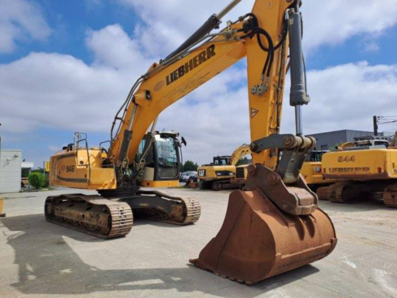 LIEBHERR R946 - Верижен багер: снимка 2 LIEBHERR R946 - Верижен багер: снимка 2