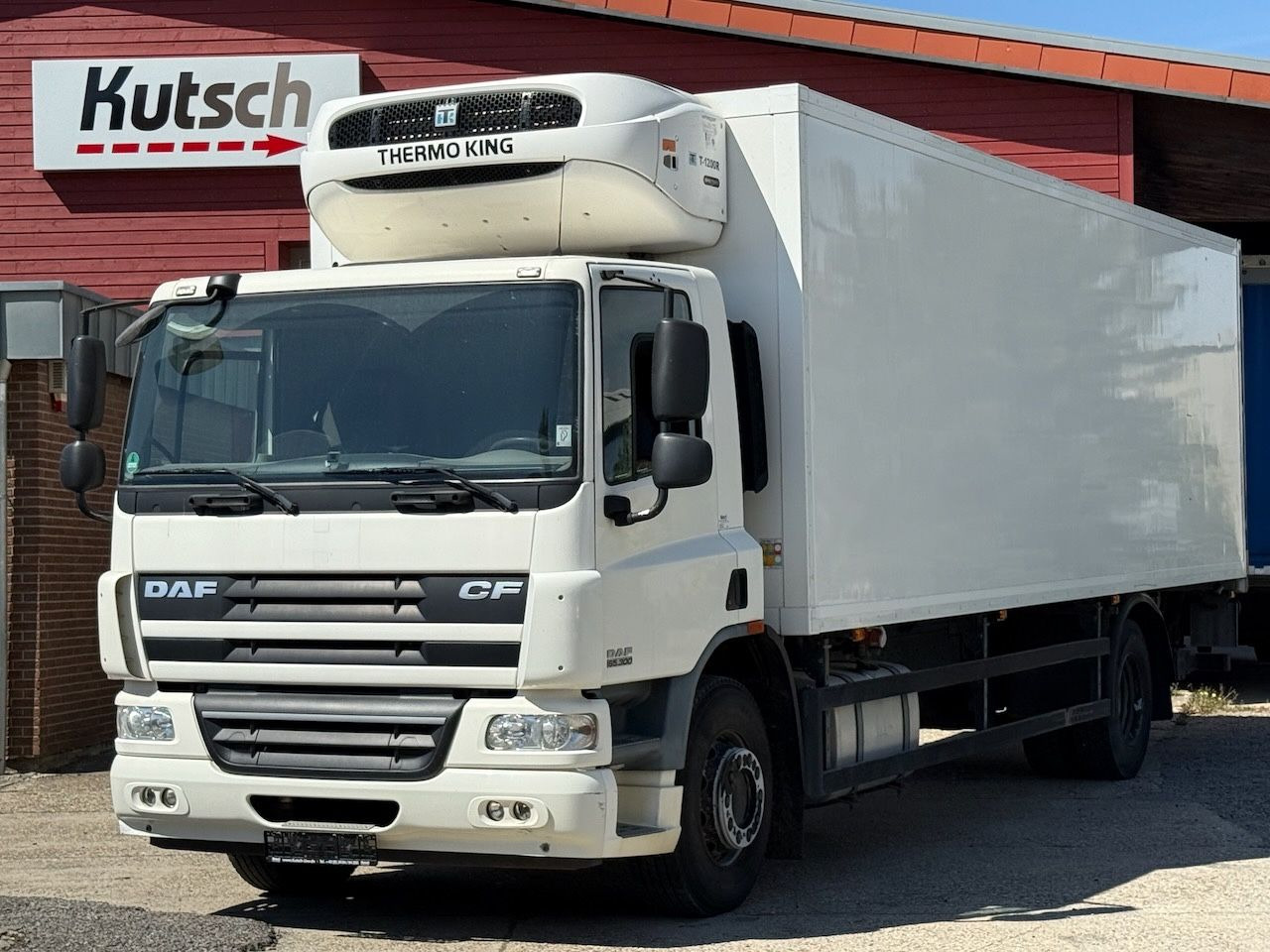 DAF CF 65.300 Tiefkühl, 2t Lbw, ThermoKing 1200 - Рефрижератор камион: снимка 1 DAF CF 65.300 Tiefkühl, 2t Lbw, ThermoKing 1200 - Рефрижератор камион: снимка 1