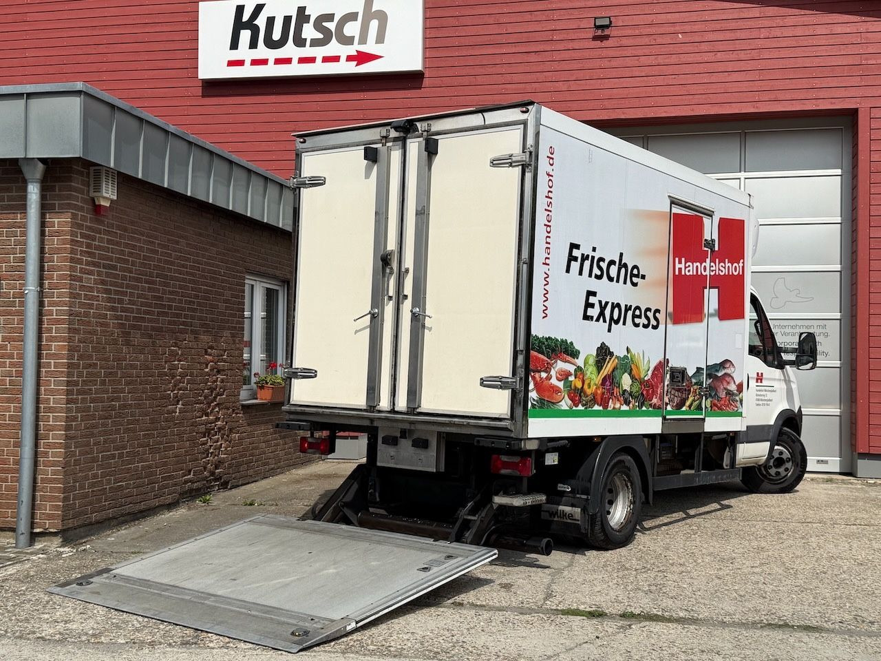 Iveco 70C17 Tiefkühlwagen/Lbw. - Хладилен бус: снимка 3 Iveco 70C17 Tiefkühlwagen/Lbw. - Хладилен бус: снимка 3