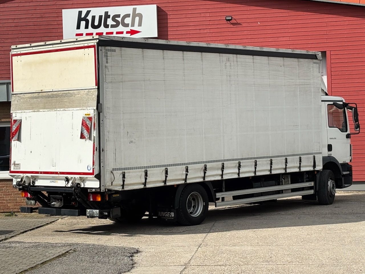 MAN TGM 15.250 BL Pritsche/Lbw, Edscha, - Камион с брезент: снимка 2 MAN TGM 15.250 BL Pritsche/Lbw, Edscha, - Камион с брезент: снимка 2
