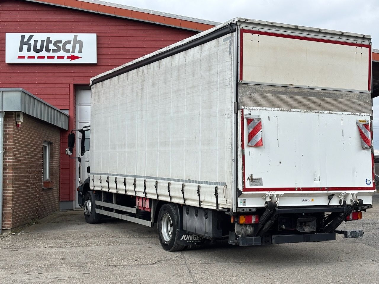 MAN TGM 15.250 BL Pritsche/Lbw, Edscha, - Камион с брезент: снимка 4 MAN TGM 15.250 BL Pritsche/Lbw, Edscha, - Камион с брезент: снимка 4