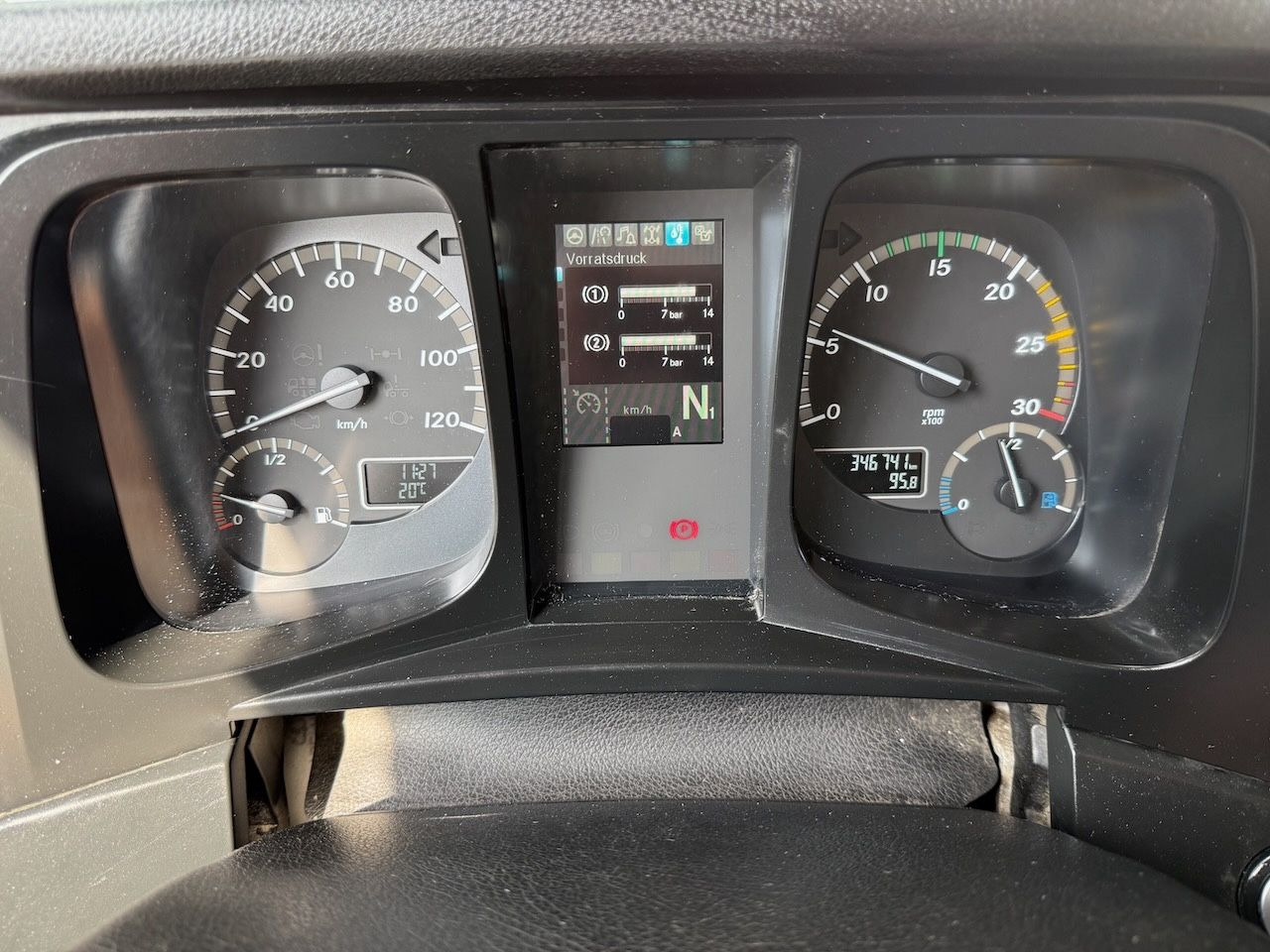 Бордови камион, Камион с кран Mercedes-Benz Antos 1832L mit Palfinger PK 12001L Heckkran: снимка 21