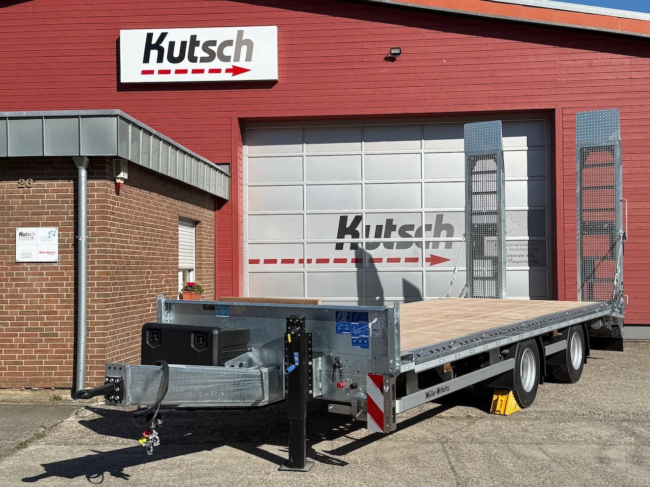 Müller-Mitteltal ETÜ-TA-R 21 Tieflader 7m, luftgefedert, LED - Бордово ремарке/ Платформа: снимка 1 Müller-Mitteltal ETÜ-TA-R 21 Tieflader 7m, luftgefedert, LED - Бордово ремарке/ Платформа: снимка 1