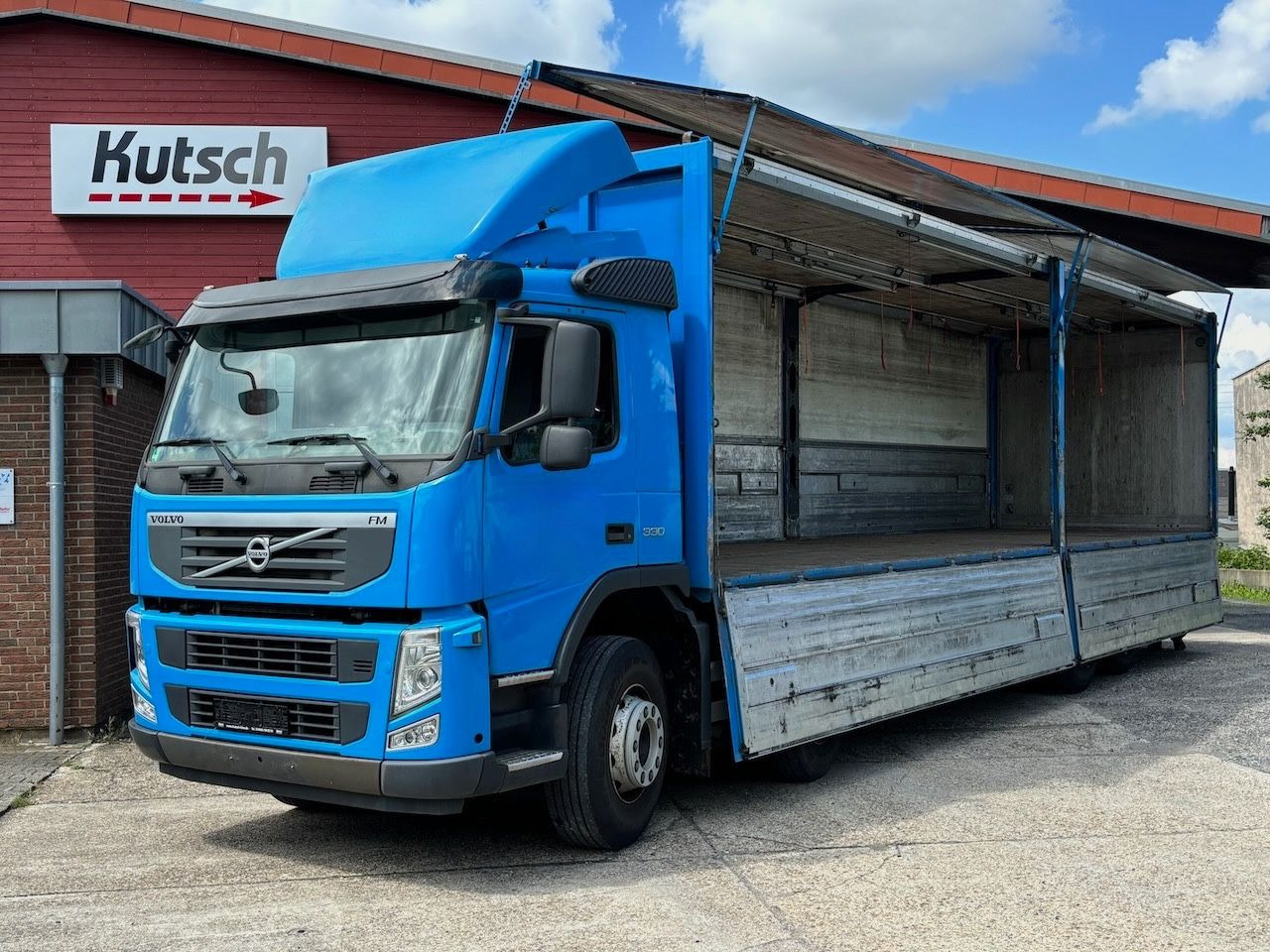 Volvo FM 330 Koffer10m/Lbw. 4achser - Камион фургон: снимка 3 Volvo FM 330 Koffer10m/Lbw. 4achser - Камион фургон: снимка 3