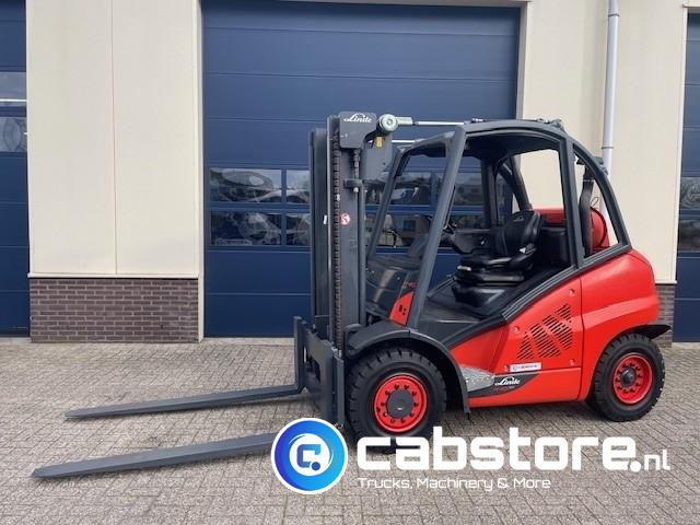 Linde H40T-02 EVO Forklift - LPG / Gas - 6 Cilinder - Bouwjaar 2013 - 4 Ton - Draaiuren 2527 - Very Good Condition ! - Мотокар: снимка 2 Linde H40T-02 EVO Forklift - LPG / Gas - 6 Cilinder - Bouwjaar 2013 - 4 Ton - Draaiuren 2527 - Very Good Condition ! - Мотокар: снимка 2
