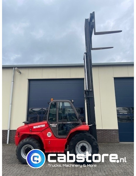Manitou M 50-4 Turbo offroad forklift 4x4 Ruwterrein heftruck - Bouwjaar 2012 - Freelift - 5 Ton - Мотокар с висока проходимост: снимка 4 Manitou M 50-4 Turbo offroad forklift 4x4 Ruwterrein heftruck - Bouwjaar 2012 - Freelift - 5 Ton - Мотокар с висока проходимост: снимка 4