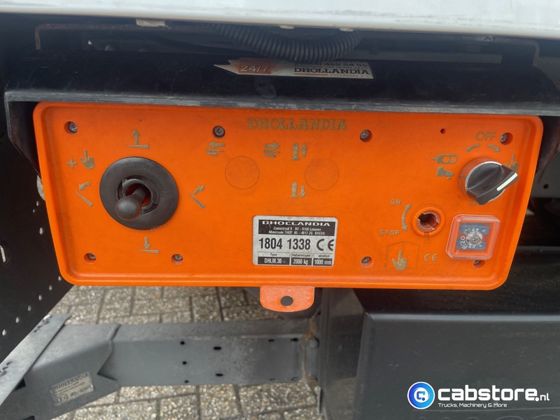 Камион фургон Mercedes-Benz Atego 818 Mercedes Benz Atego 818 4x2 Euro 6 - Bakwagen met geisoleerde laadbak - Laadklep 2000 kg - Bouwjaar 2014: снимка 11