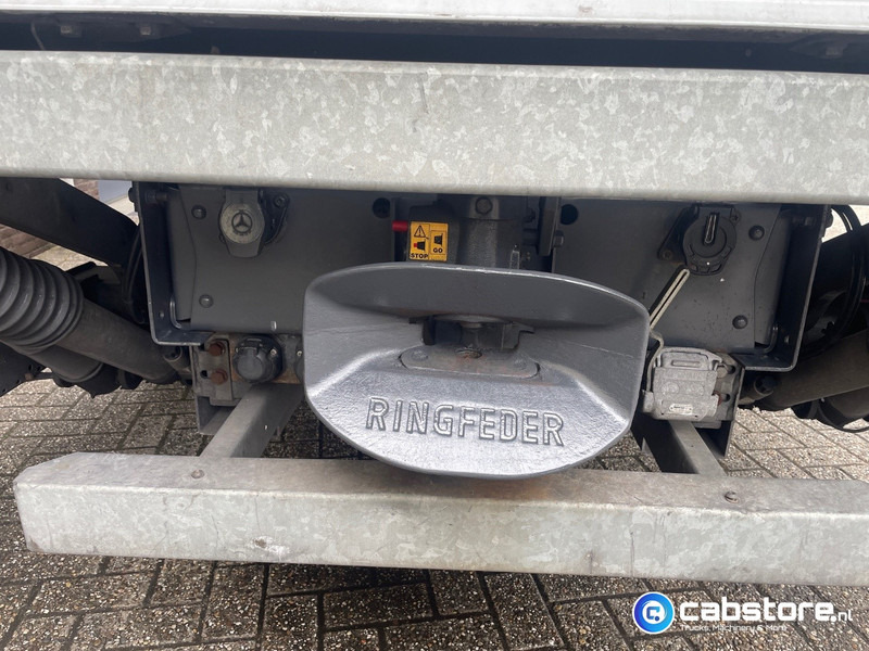 Камион фургон Mercedes-Benz Atego 818 Mercedes Benz Atego 818 4x2 Euro 6 - Bakwagen met geisoleerde laadbak - Laadklep 2000 kg - Bouwjaar 2014: снимка 12