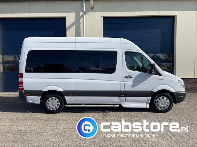 Mercedes-Benz SPRINTER  211 CDI - L2/H2-  Automatische versnellingsbak - 9 Persoons - Bouwjaar 2009 - APK tot 17-01-2026 ! - Side bars - Privacy glas - Airco - Микробус, Пътнически бус: снимка 5 Mercedes-Benz SPRINTER  211 CDI - L2/H2-  Automatische versnellingsbak - 9 Persoons - Bouwjaar 2009 - APK tot 17-01-2026 ! - Side bars - Privacy glas - Airco - Микробус, Пътнически бус: снимка 5