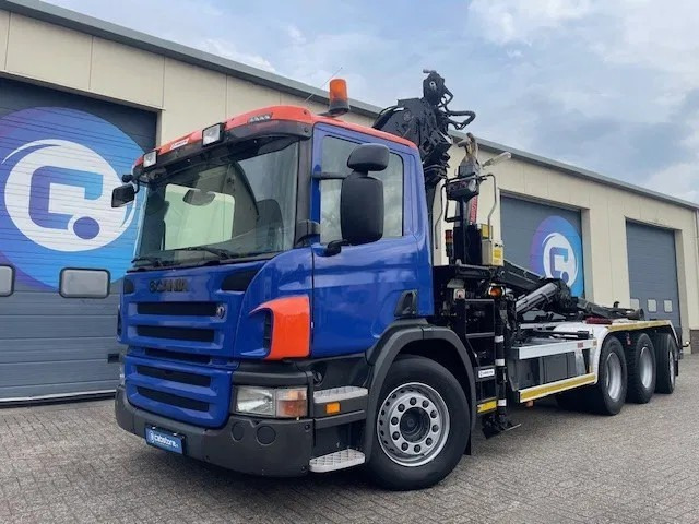 Scania P380 LB 8x4*4 HNA Euro 5 - HIAB 211 E-3 Hipro Crane with remote control + Multilift XR26S61 Hooklift - Year 2009 - Km 336.501 !! - Good condition - Камион с кран: снимка 3 Scania P380 LB 8x4*4 HNA Euro 5 - HIAB 211 E-3 Hipro Crane with remote control + Multilift XR26S61 Hooklift - Year 2009 - Km 336.501 !! - Good condition - Камион с кран: снимка 3