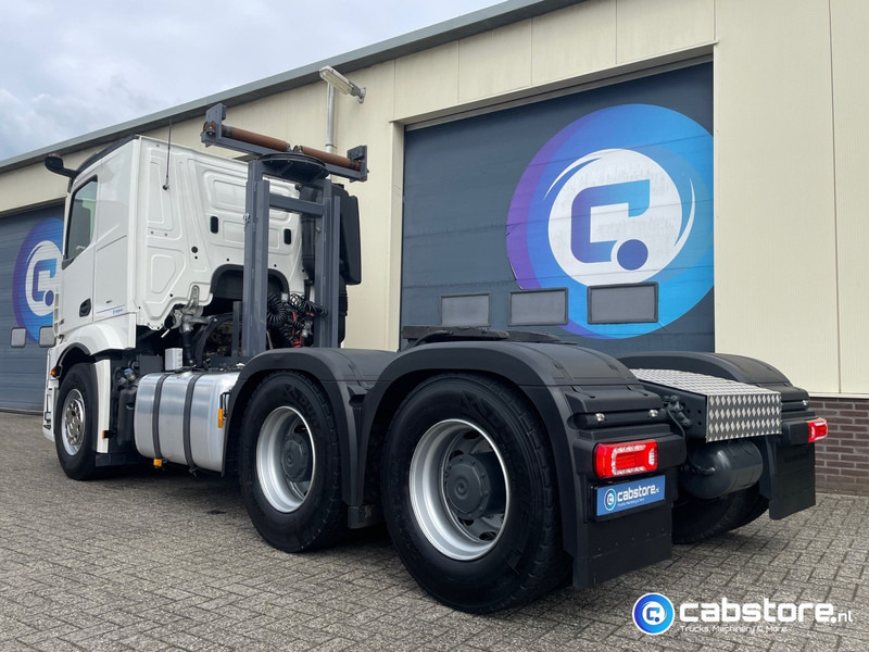 Mercedes-Benz Actros 3363 6x4 SLT Euro 6 3363 6x4 SLT Euro 6 - Zwaartransport - Heavy Load - Schwertransporte - 140 Ton - Year 2024 - Km 35.788 !! - Turbo Retarder Clutch - LIKE NEW !! - Влекач: снимка 3 Mercedes-Benz Actros 3363 6x4 SLT Euro 6 3363 6x4 SLT Euro 6 - Zwaartransport - Heavy Load - Schwertransporte - 140 Ton - Year 2024 - Km 35.788 !! - Turbo Retarder Clutch - LIKE NEW !! - Влекач: снимка 3