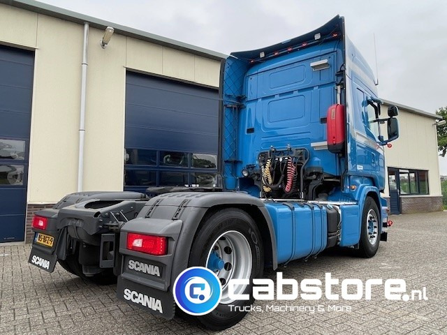Scania R450 LA4X2MNA Euro 6 Topline Scania R450 LA4X2MNA Euro 6 - Topline - 2 Dieseltanks - Bouwjaar 2015 - Good condition - Влекач: снимка 4 Scania R450 LA4X2MNA Euro 6 Topline Scania R450 LA4X2MNA Euro 6 - Topline - 2 Dieseltanks - Bouwjaar 2015 - Good condition - Влекач: снимка 4