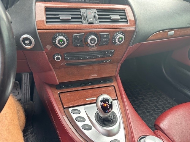 BMW M6 - Лек автомобил: снимка 5 BMW M6 - Лек автомобил: снимка 5