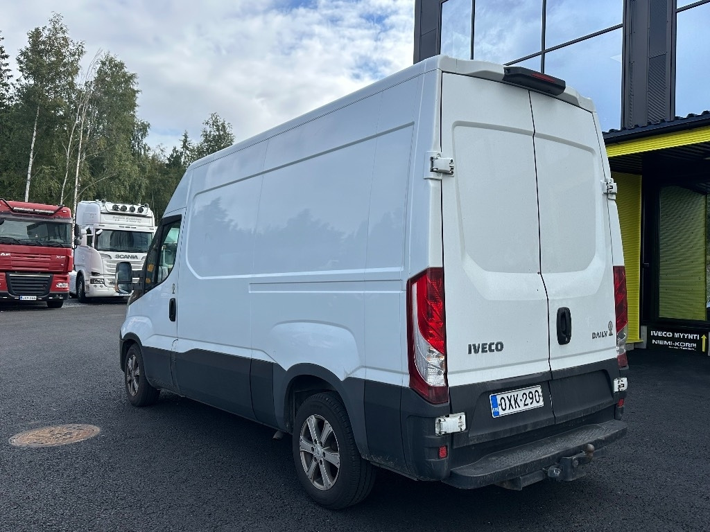 Iveco Daily 35S13 10m3 - Товарен бус: снимка 4 Iveco Daily 35S13 10m3 - Товарен бус: снимка 4