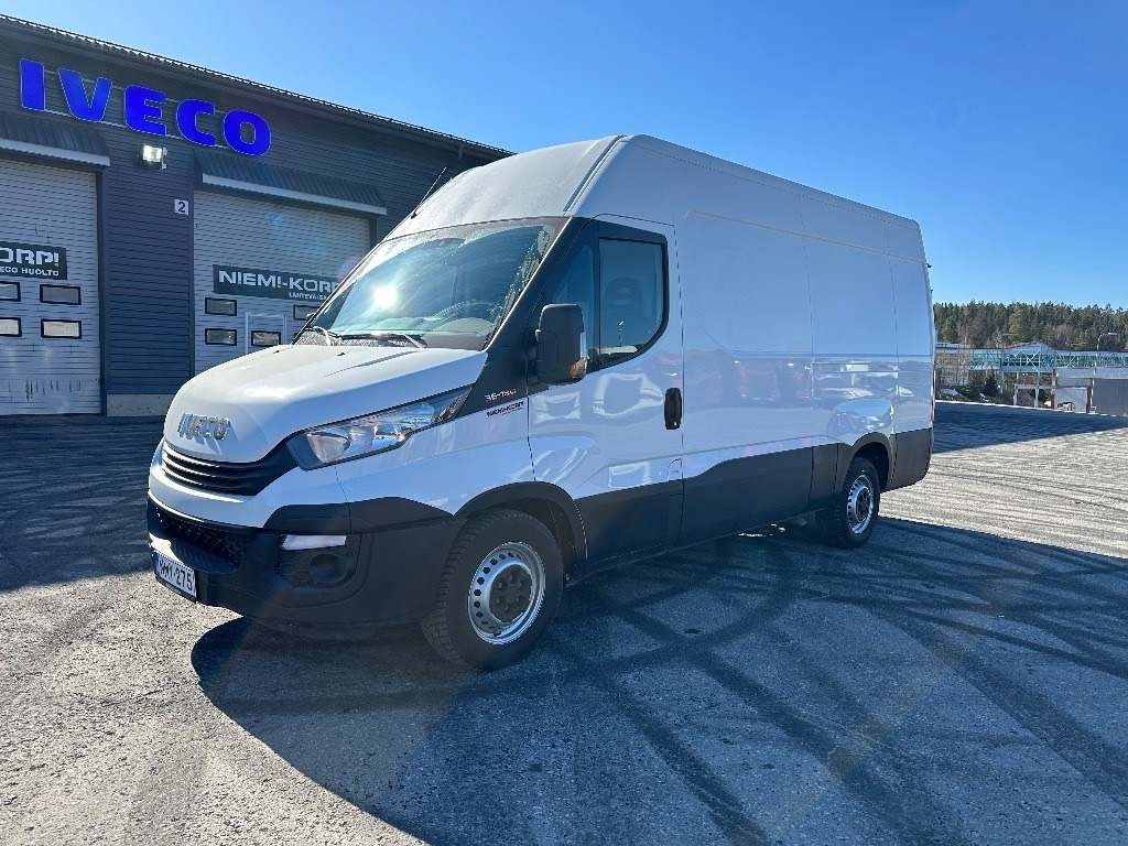 Товарен бус Iveco Daily 35S16 12m3: снимка 1