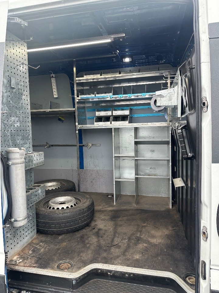 Iveco Daily 35S16 - Товарен бус: снимка 5 Iveco Daily 35S16 - Товарен бус: снимка 5