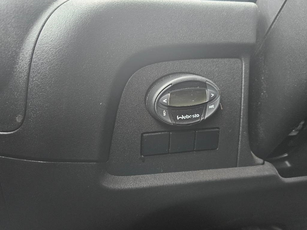 Лизинг на Iveco Daily 35S18, 7hlö kevyt ka  Iveco Daily 35S18, 7hlö kevyt ka: снимка 11 Лизинг на Iveco Daily 35S18, 7hlö kevyt ka  Iveco Daily 35S18, 7hlö kevyt ka: снимка 11