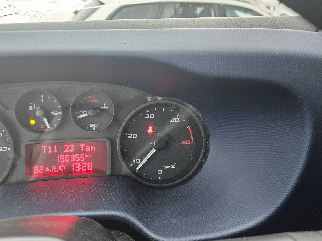 Лизинг на Iveco Daily 35S18, 7hlö kevyt ka  Iveco Daily 35S18, 7hlö kevyt ka: снимка 9 Лизинг на Iveco Daily 35S18, 7hlö kevyt ka  Iveco Daily 35S18, 7hlö kevyt ka: снимка 9