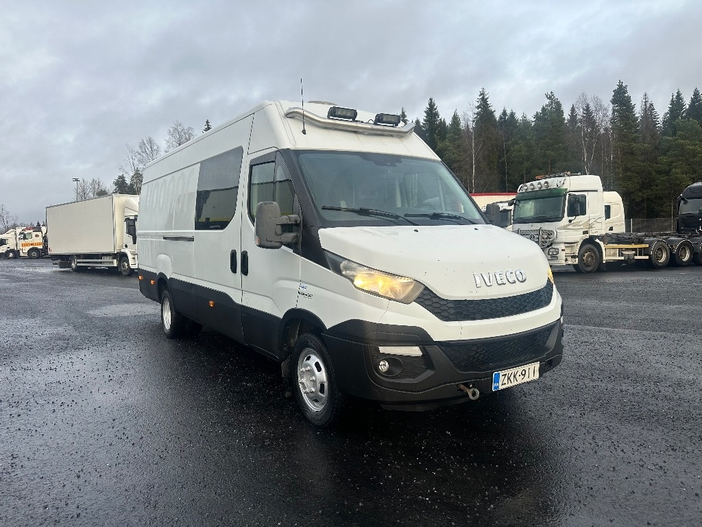 Iveco Daily 50C17 1+5 hlö - Товарен бус: снимка 2 Iveco Daily 50C17 1+5 hlö - Товарен бус: снимка 2
