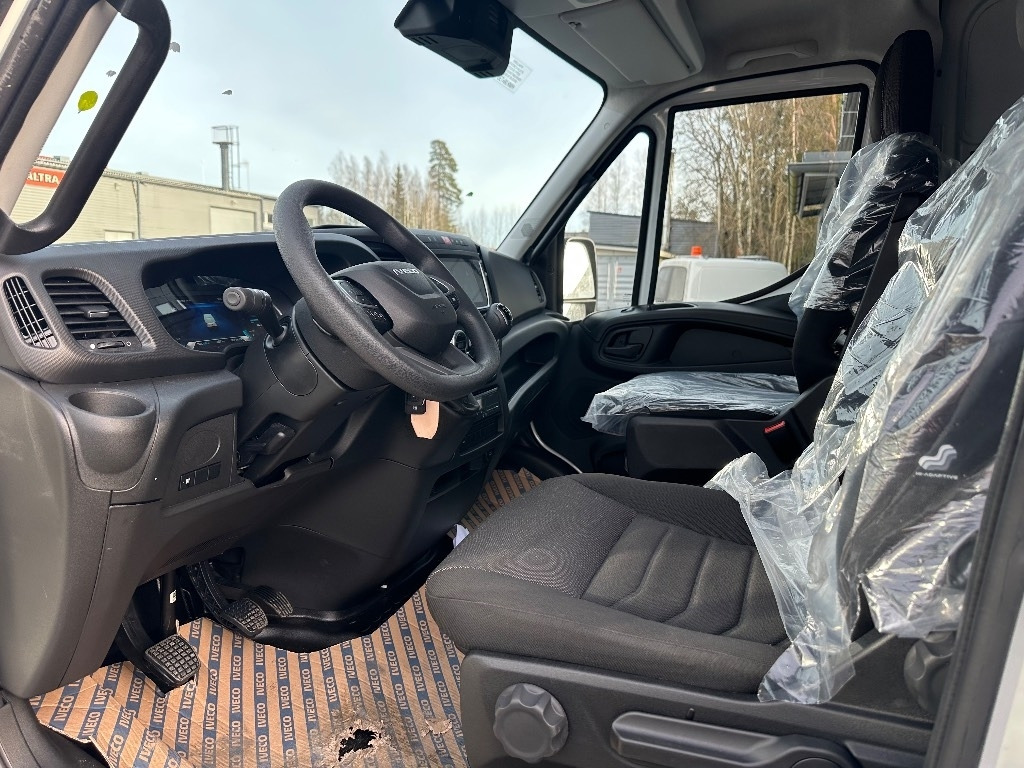 Нови Товарен бус Iveco Daily 50C18 16m3: снимка 7