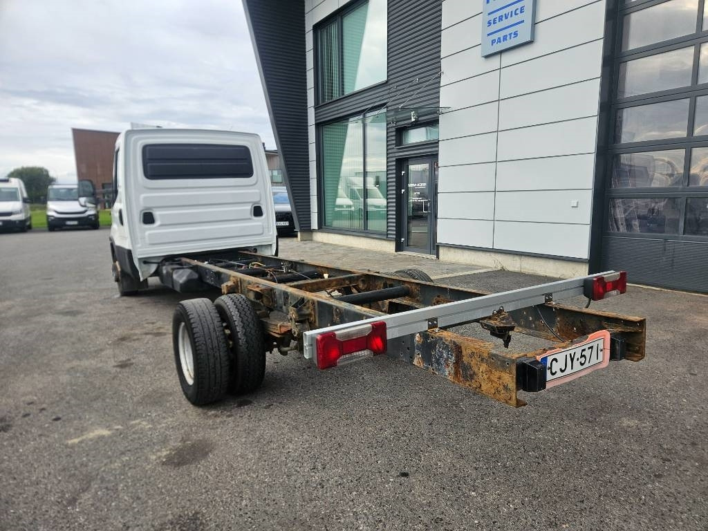 Iveco Daily 70C17 - Лекотоварен автомобил фургон: снимка 4 Iveco Daily 70C17 - Лекотоварен автомобил фургон: снимка 4