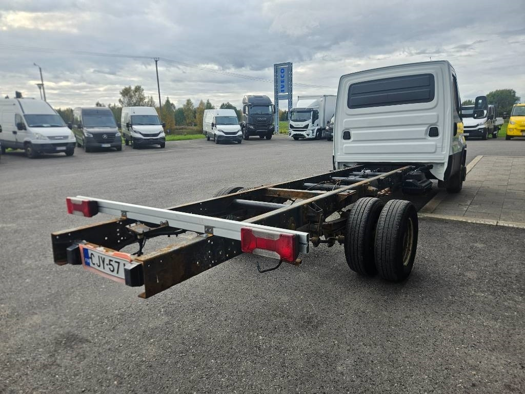 Iveco Daily 70C17 - Лекотоварен автомобил фургон: снимка 3 Iveco Daily 70C17 - Лекотоварен автомобил фургон: снимка 3