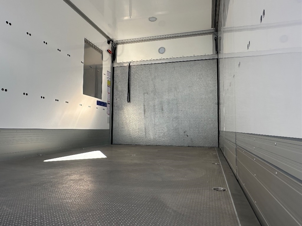 Нови Камион фургон Iveco Eurocargo 160E28 MY24: снимка 8