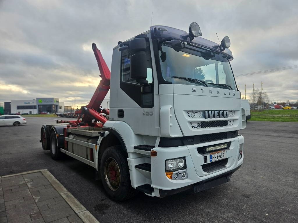 Iveco Stralis 260 S42 6x2*4 - Мултилифт с кука камион: снимка 2 Iveco Stralis 260 S42 6x2*4 - Мултилифт с кука камион: снимка 2