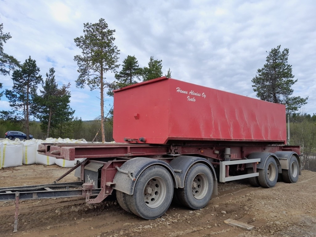 Самосвал камион Iveco Stralis X-Way 350X57: снимка 17