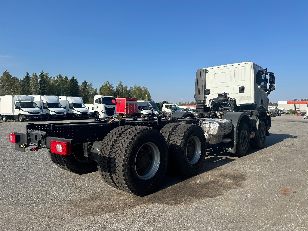Iveco T-Way 410T510 8x4 - Шаси кабина: снимка 4 Iveco T-Way 410T510 8x4 - Шаси кабина: снимка 4