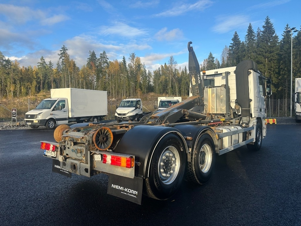 Mercedes-Benz Actros 2545 L 6x2 - Мултилифт с кука камион: снимка 4 Mercedes-Benz Actros 2545 L 6x2 - Мултилифт с кука камион: снимка 4