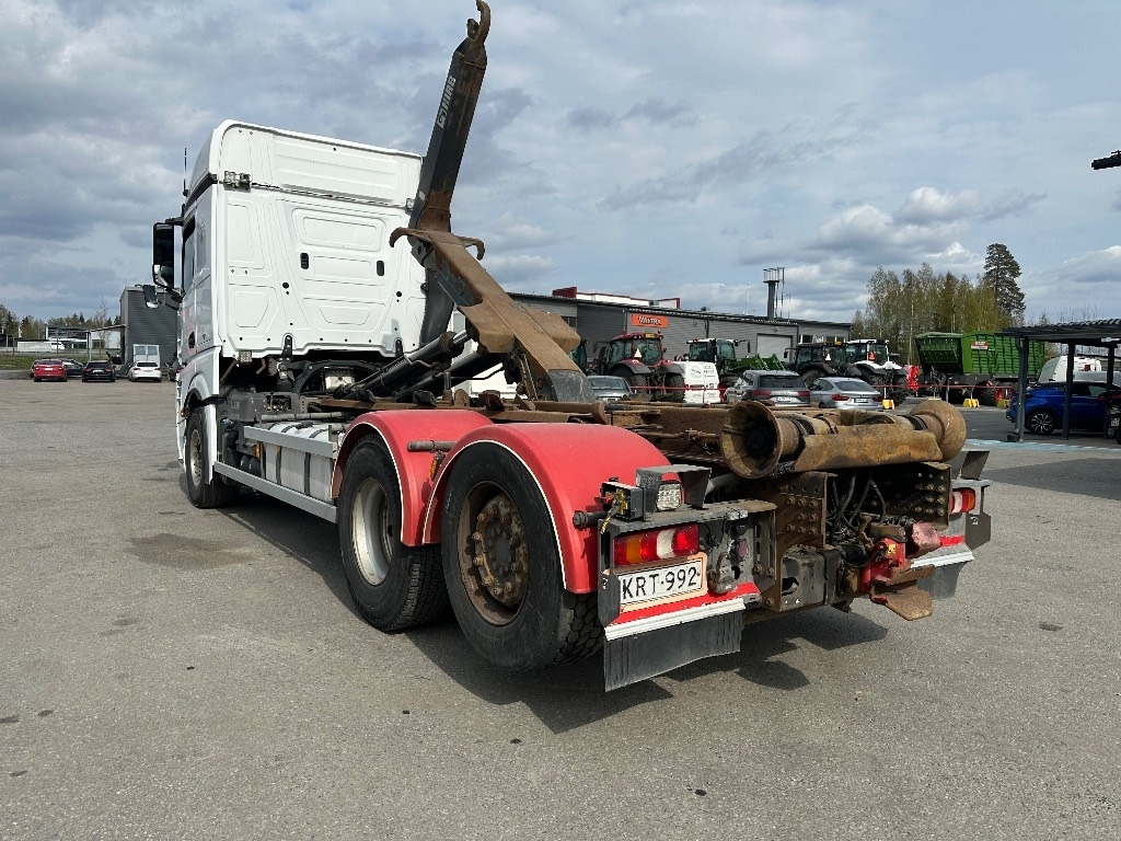 Mercedes-Benz Actros 2551 6x2*4 - Мултилифт с кука камион: снимка 5 Mercedes-Benz Actros 2551 6x2*4 - Мултилифт с кука камион: снимка 5