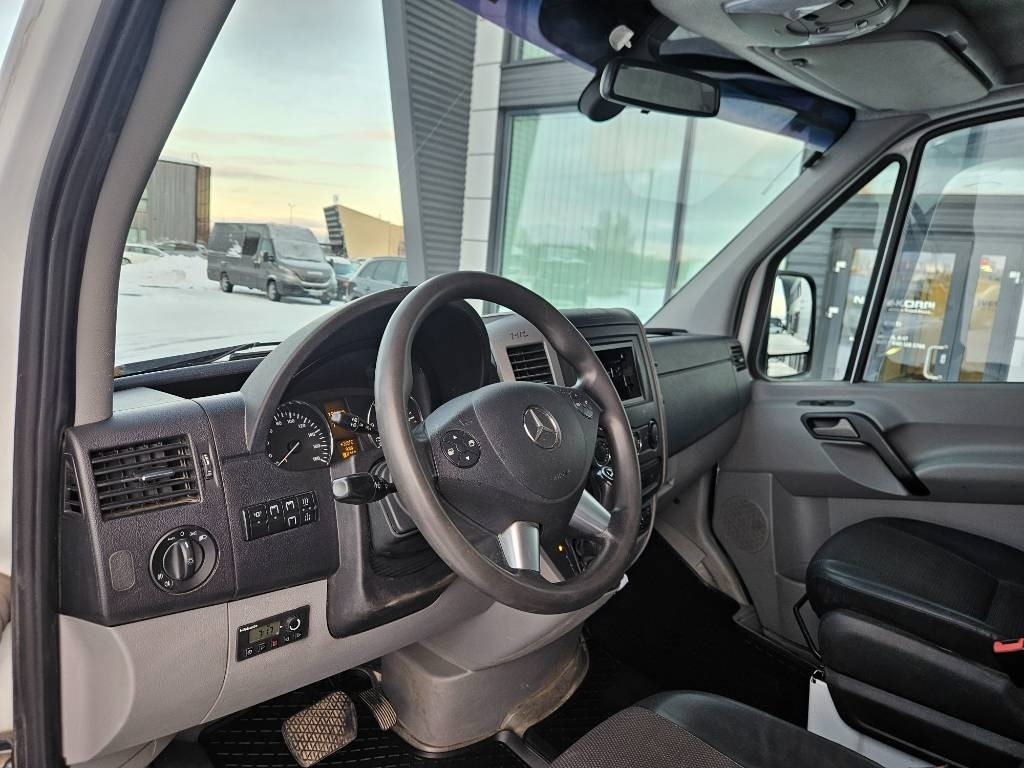 Mercedes-Benz Sprinter 519 Huoltoauto varustus - Товарен бус: снимка 5 Mercedes-Benz Sprinter 519 Huoltoauto varustus - Товарен бус: снимка 5