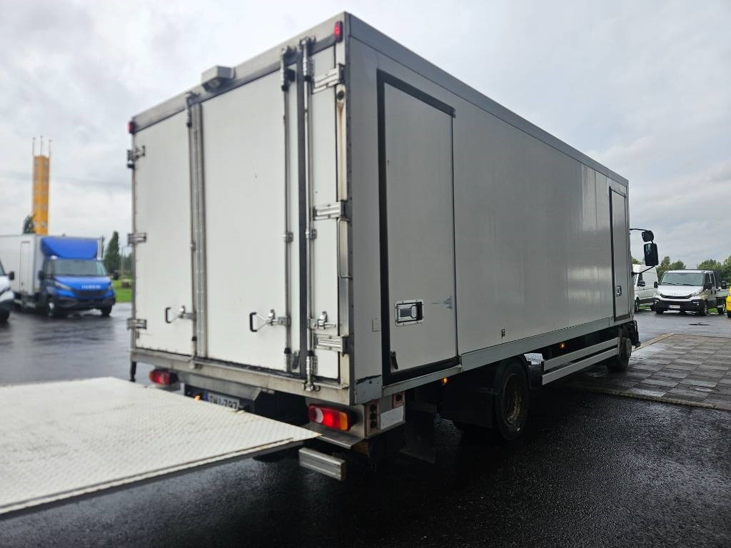 Renault Midlum 220 - Рефрижератор камион: снимка 3 Renault Midlum 220 - Рефрижератор камион: снимка 3